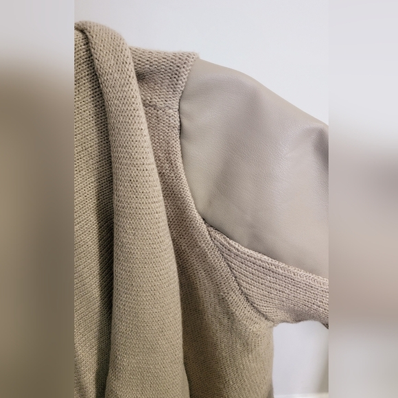 Women's Simple Vera Vera Wang Taupe Open Front Cardigan Size XS - Picture 3 of 7